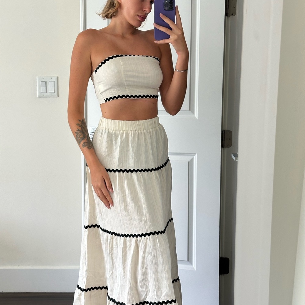 Elegant Cream and Black Women's Skirt